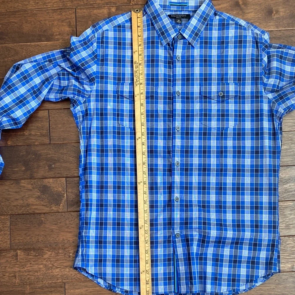 Banana Republic slim fit Blue Checkered Button-Down Shirt